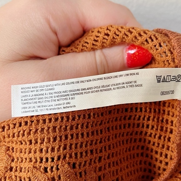 By Anthropologie One-Shoulder Short Sleeve Lace Top Cedar Rust Size Small NEW - Picture 10 of 10